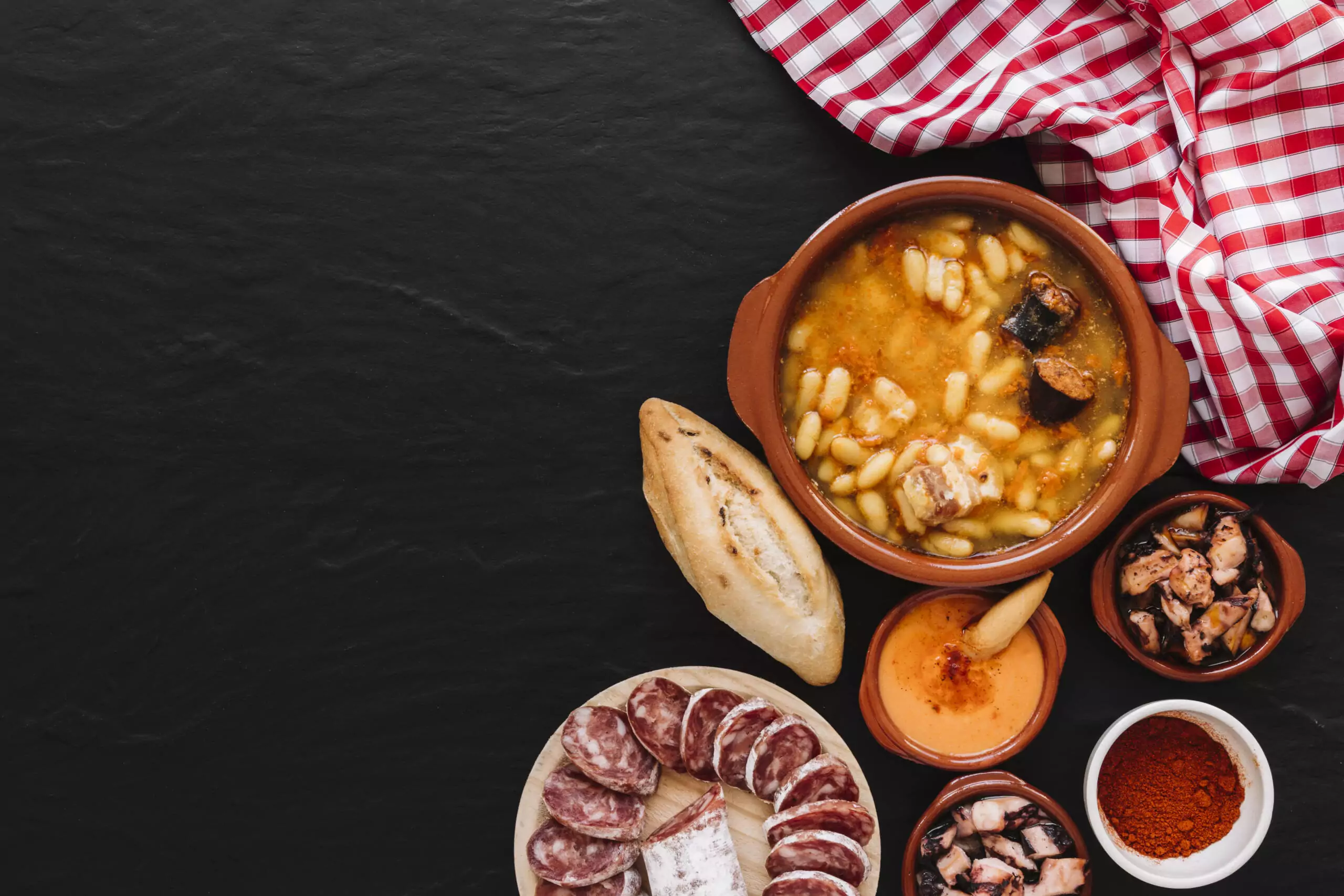Descubre la exquisita gastronomía de Asturias