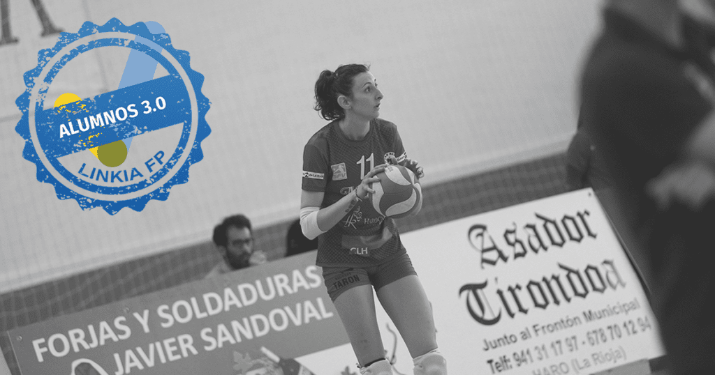 Grau Entrevista a Rocío Gómez: Alumna del CFGS de Màrqueting i Publicitat A DISTÀNCIA i esportista profesional Superior Màrqueting i Publicitat A DISTÀNCIA