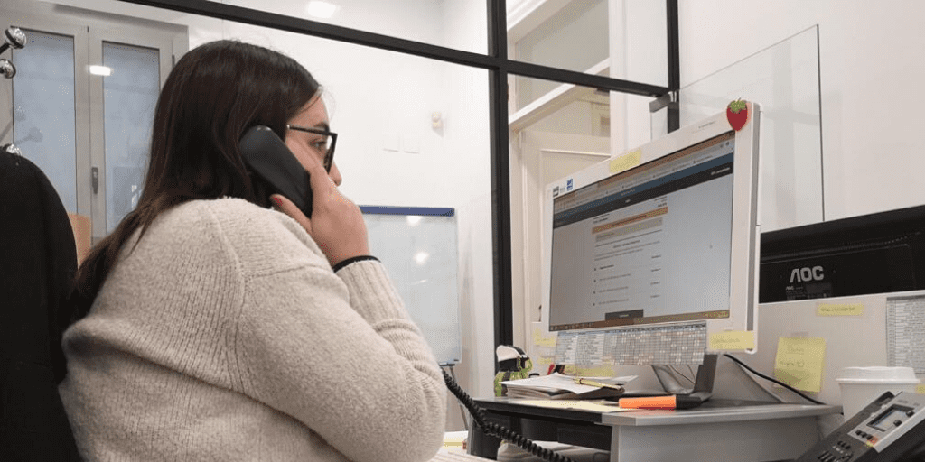 ¡Matricular-te per cursar el teu cicle d'FP a distancia es molt fàcil!