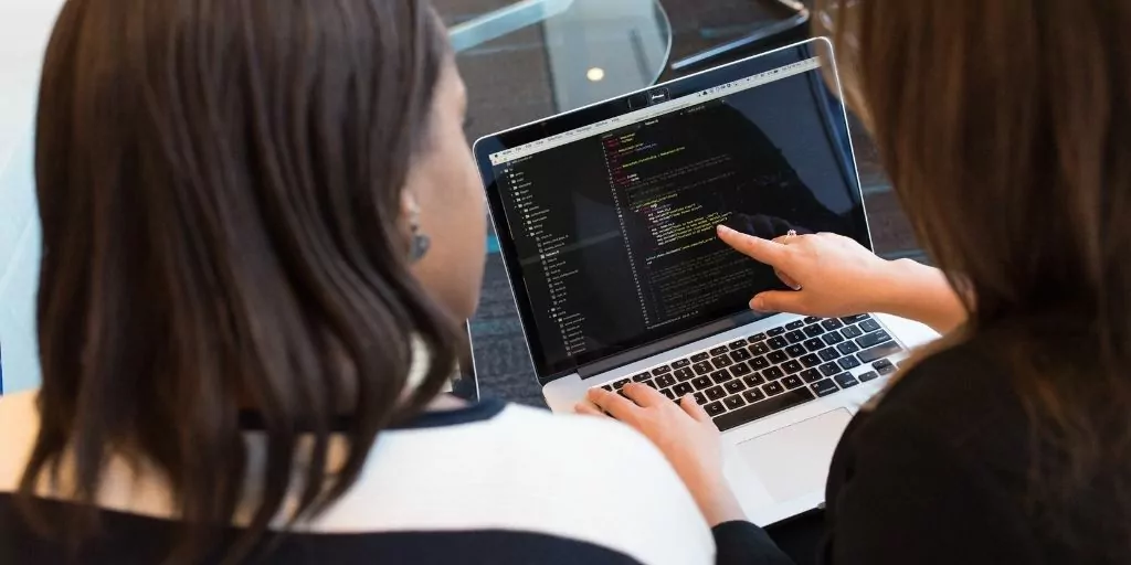 Què és un ciberatac? Els 4 tipus principals i els seus riscos
